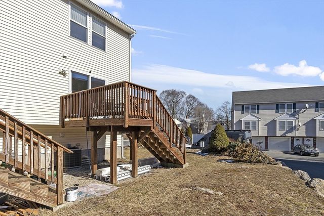 60 Liberty Street 3, Lowell, MA 01851