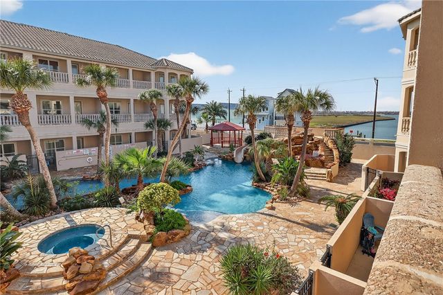 14910 Leeward Dr, Corpus Christi, TX 78418