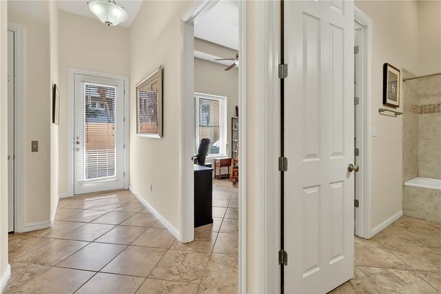 14910 Leeward Dr, Corpus Christi, TX 78418