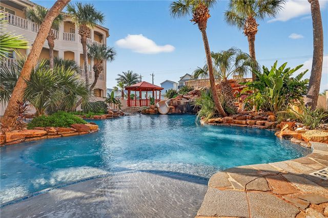 14910 Leeward Dr, Corpus Christi, TX 78418