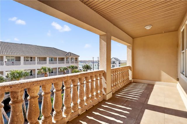 14910 Leeward Dr, Corpus Christi, TX 78418