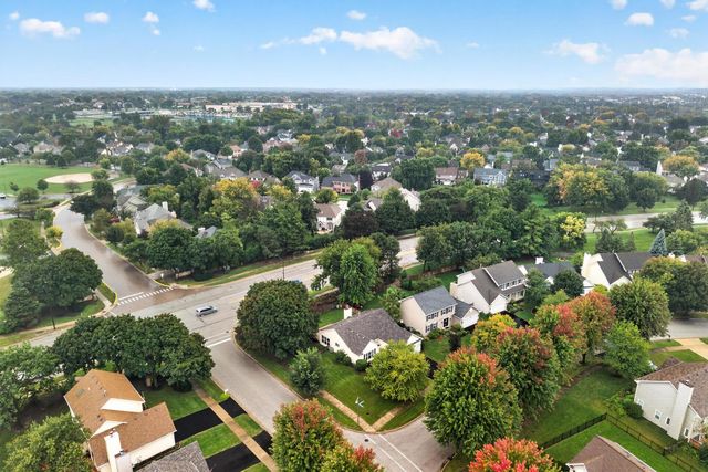 397 Meadowview Lane, Aurora, IL 60502