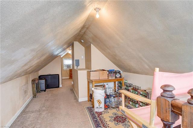 1616 Croyden RD, Norfolk, VA 23503