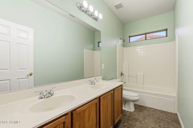 5436 W SUNLAND Avenue, Laveen, AZ 85339