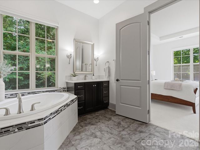5717 Weddington Road, Concord, NC 28027