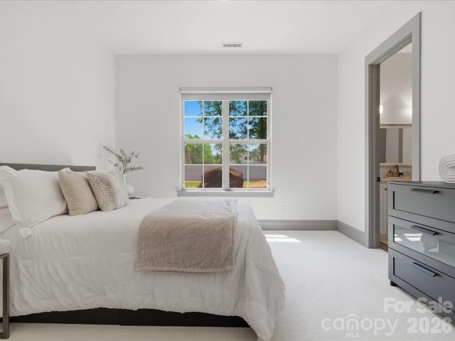 5717 Weddington Road, Concord, NC 28027