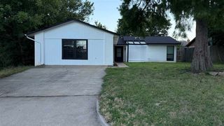 4811 SE Tattershall Way, Lawton, OK 73501