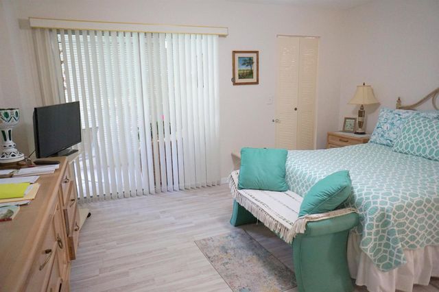 7286 HUNTINGTON Lane 306, Delray Beach, FL 33446