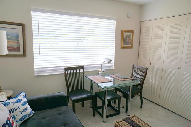 7286 HUNTINGTON Lane 306, Delray Beach, FL 33446