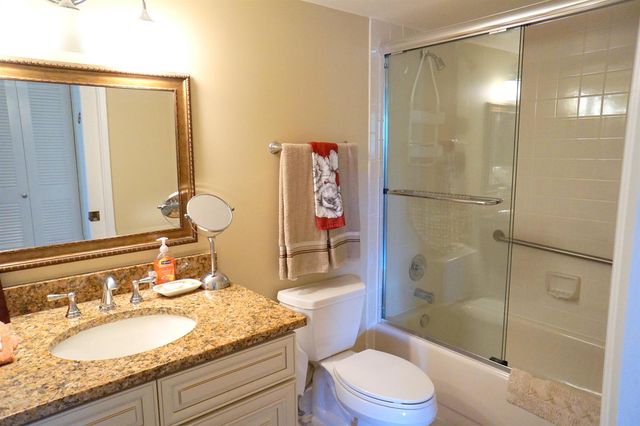 7286 HUNTINGTON Lane 306, Delray Beach, FL 33446