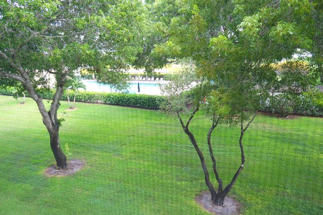 7286 HUNTINGTON Lane 306, Delray Beach, FL 33446