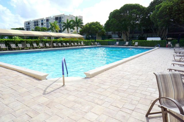 7286 HUNTINGTON Lane 306, Delray Beach, FL 33446