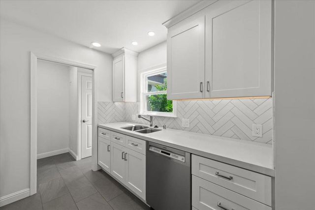 6121 Montgomery Court, San Jose, CA 95135