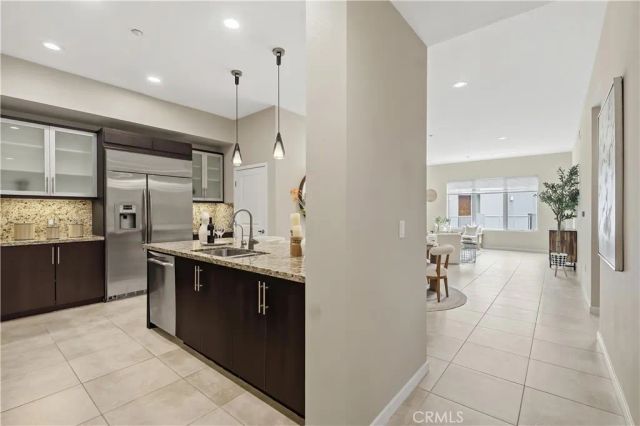 21 Gramercy 421, Irvine, CA 92612