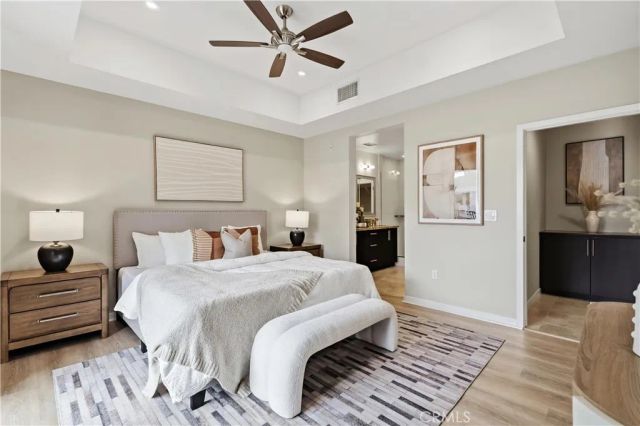 21 Gramercy 421, Irvine, CA 92612