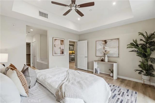 21 Gramercy 421, Irvine, CA 92612