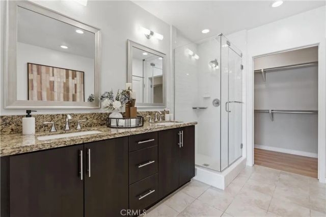 21 Gramercy 421, Irvine, CA 92612
