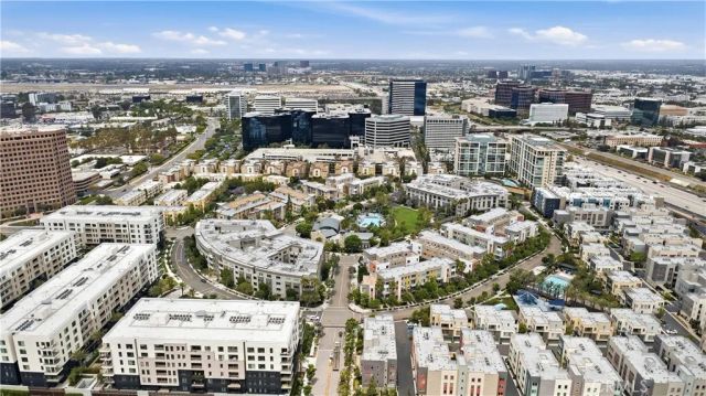 21 Gramercy 421, Irvine, CA 92612