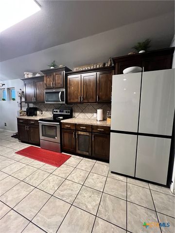 2501 Elk Creek Street, Temple, TX 76504