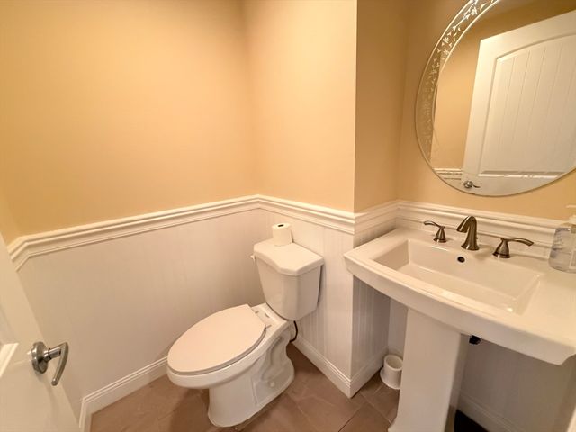 112 Quinobequin Rd, Newton, MA 02462