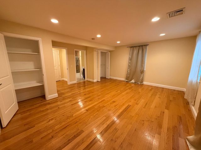 112 Quinobequin Rd, Newton, MA 02462