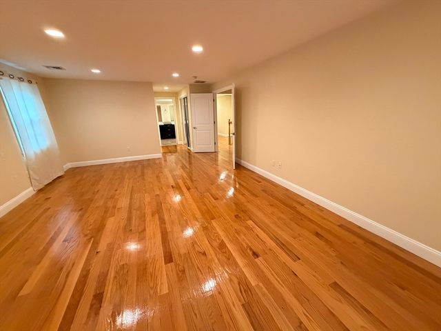 112 Quinobequin Rd, Newton, MA 02462