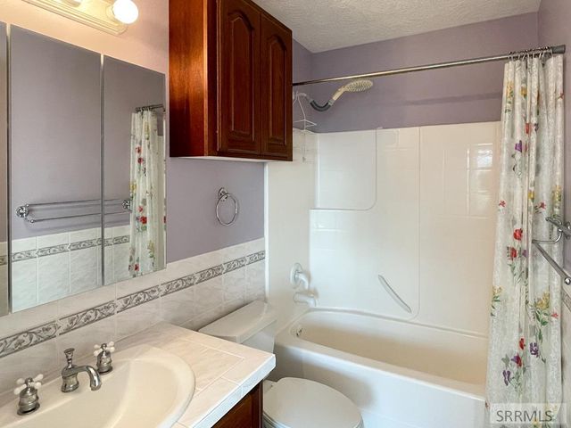 98 N 50 E, Blackfoot, ID 83221