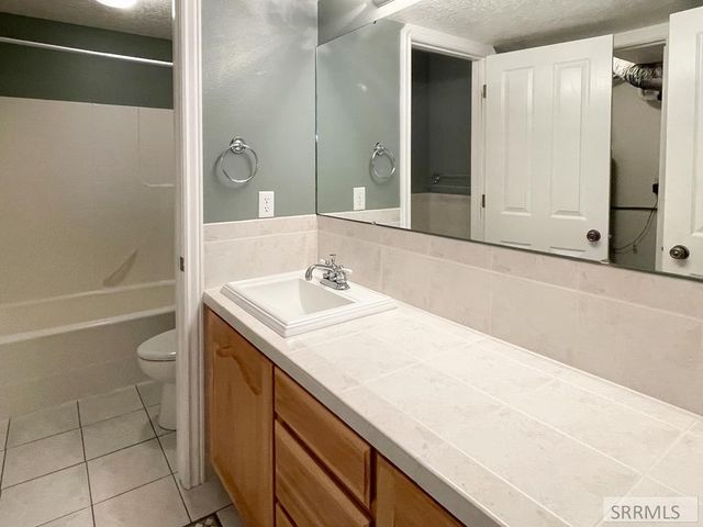 98 N 50 E, Blackfoot, ID 83221