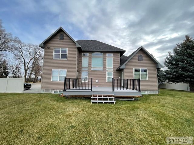 98 N 50 E, Blackfoot, ID 83221