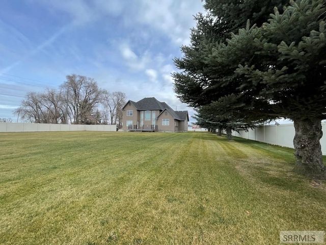 98 N 50 E, Blackfoot, ID 83221