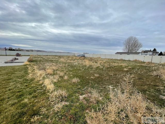 98 N 50 E, Blackfoot, ID 83221