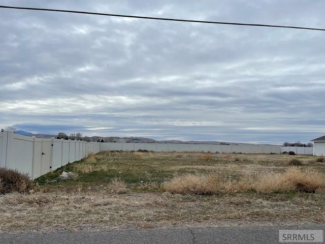 98 N 50 E, Blackfoot, ID 83221