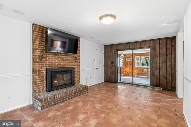 17212 HUNTER GREEN RD, Upperco, MD 21155