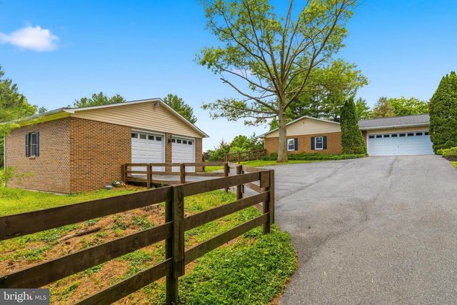 17212 HUNTER GREEN RD, Upperco, MD 21155