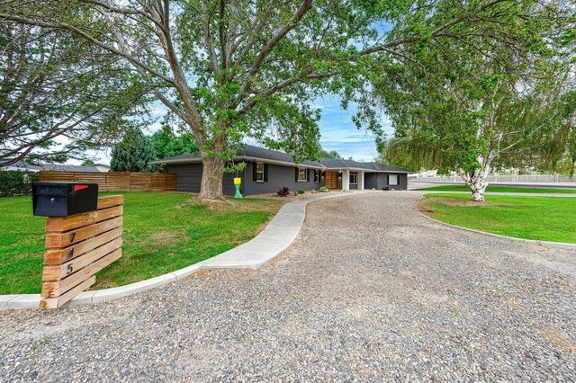745 Golfmore Drive, Grand Junction, CO 81506