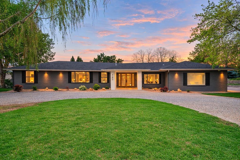 745 Golfmore Drive, Grand Junction, CO 81506