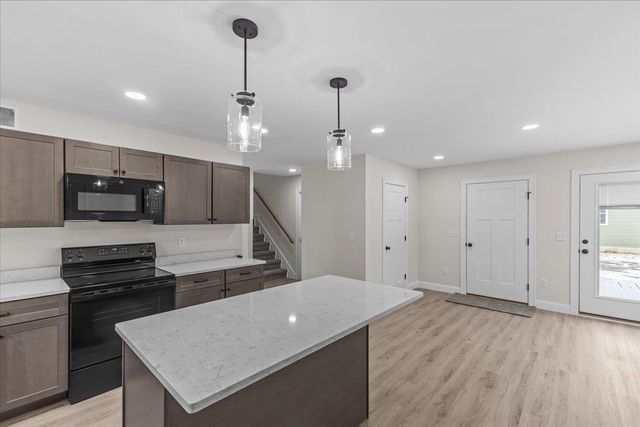 28 Dozer Drive, St. Albans Town, VT 05478