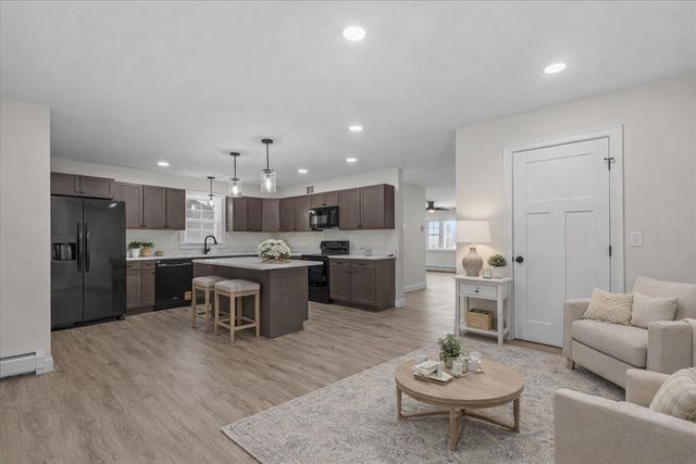 28 Dozer Drive, St. Albans Town, VT 05478