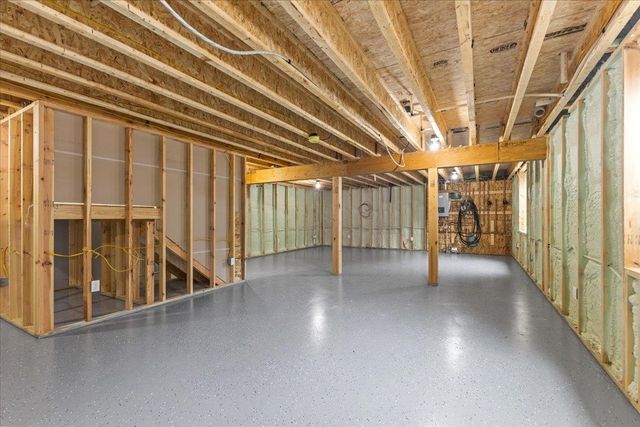 28 Dozer Drive, St. Albans Town, VT 05478