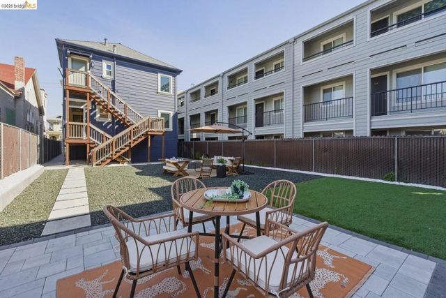 523 25Th St, Oakland, CA 94612