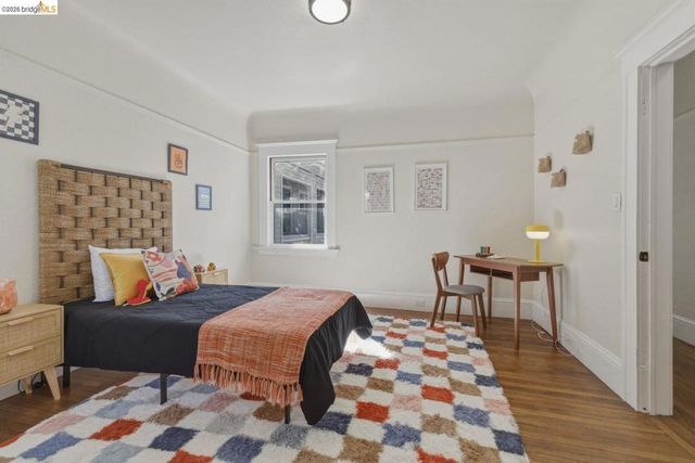 523 25Th St, Oakland, CA 94612