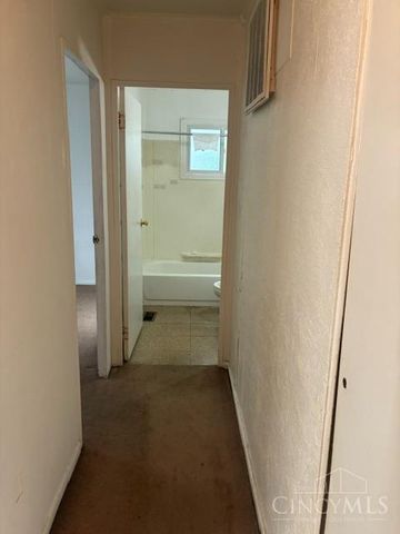 9585 Ridgemoor Avenue, Colerain Twp, OH 45231