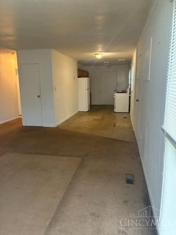 9585 Ridgemoor Avenue, Colerain Twp, OH 45231