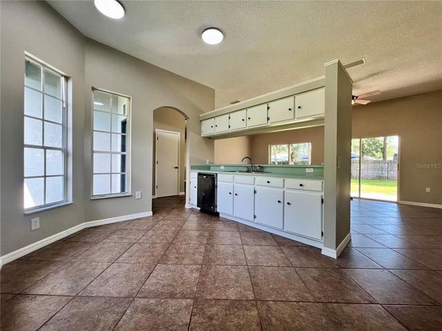 1299 E OHIO AVENUE, Deland, FL 32724