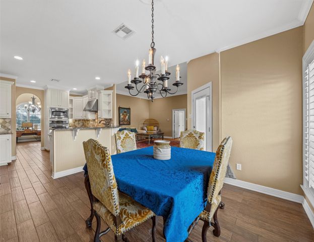 8 Republic Drive, Waco, TX 76708