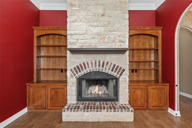 8 Republic Drive, Waco, TX 76708