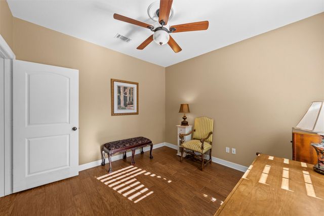 8 Republic Drive, Waco, TX 76708