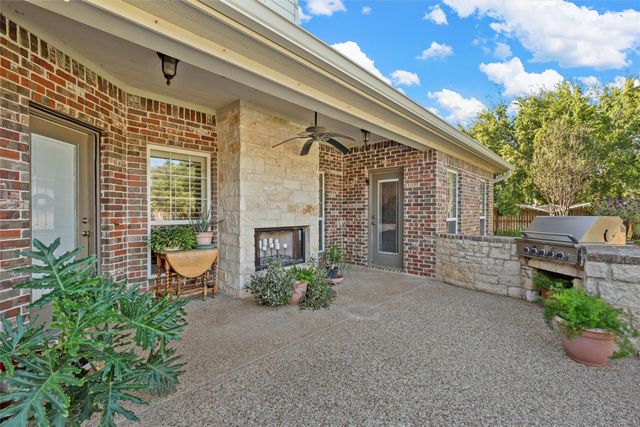 8 Republic Drive, Waco, TX 76708