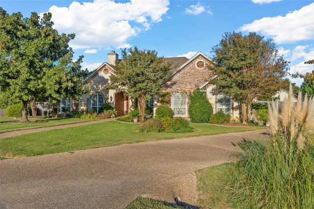 8 Republic Drive, Waco, TX 76708