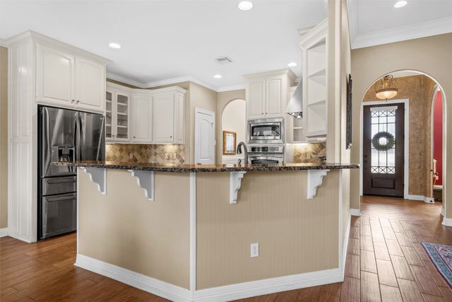 8 Republic Drive, Waco, TX 76708